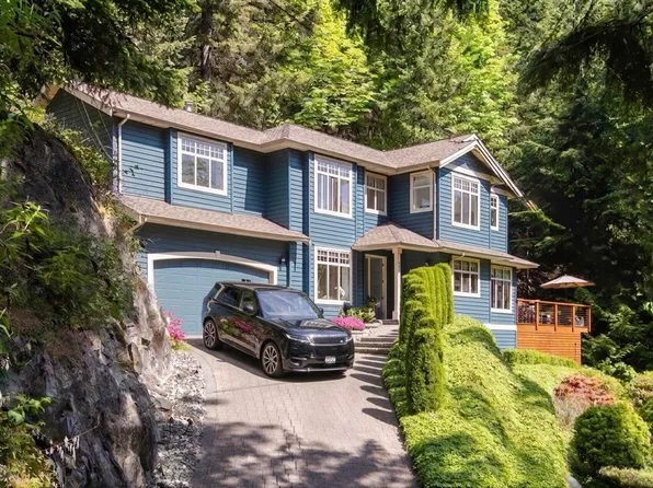 5780 Cranley Dr, West Vancouver, BC V7W 1S8