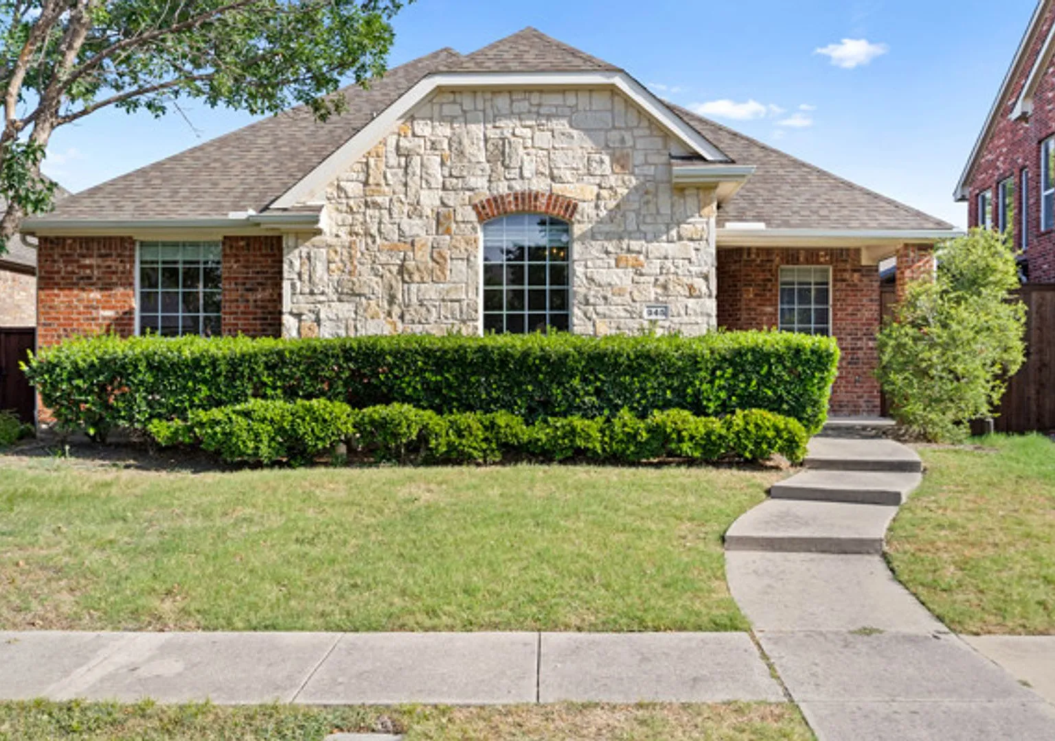 Frisco TX 3 Bed 2 bath, 2 car garage — Photo 1