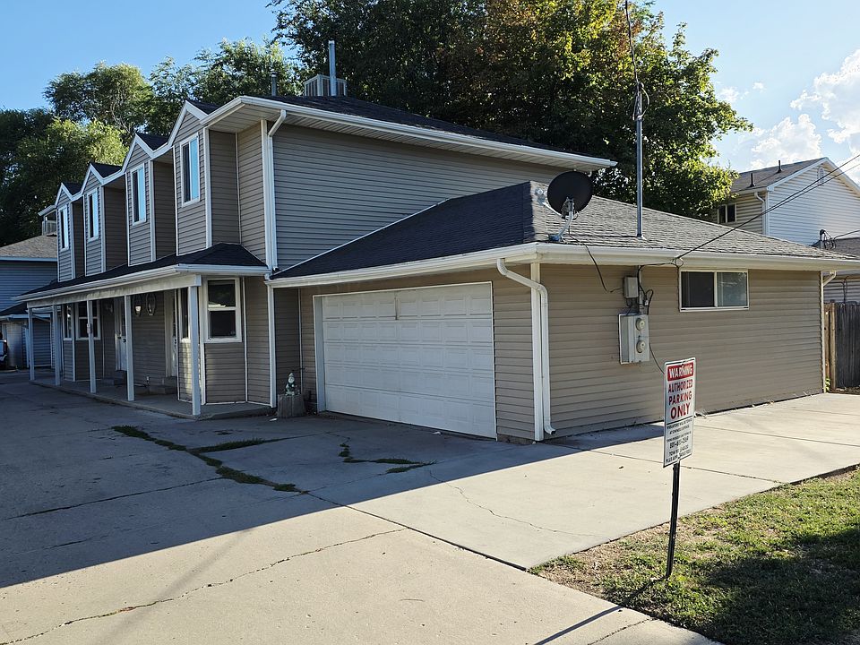 1st image of 332 E Fenton Ave #332