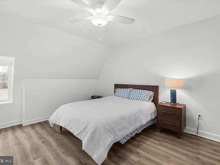 380 Broadview Ave #2 — Photo 11