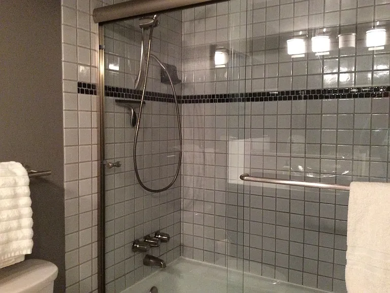 4815 Golden Springs Dr — Photo 15