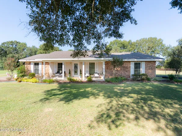 1072 Belle Terre Dr, Ville Platte, LA 70586