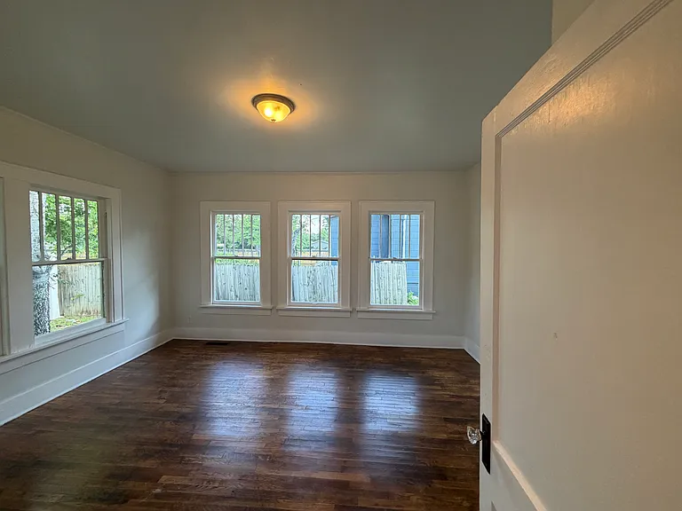 2505 Lipscomb St — Photo 35