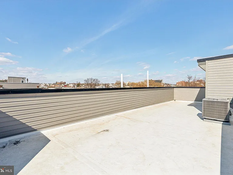 415 W York St #2 — Photo 21