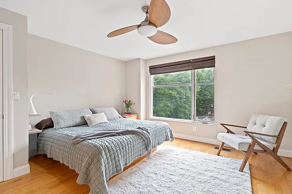 Sold by Compass | media 7