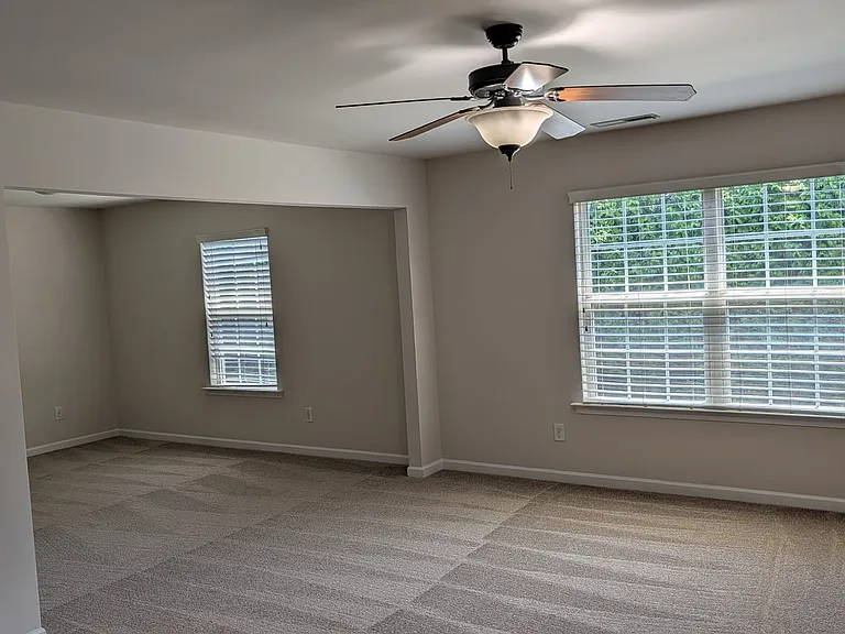 2428 Averon Dr — Photo 14