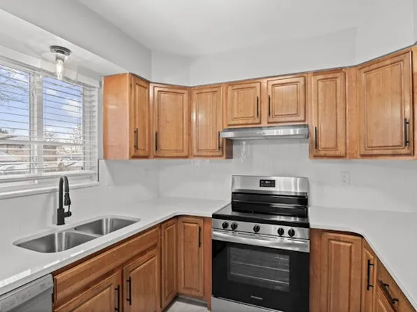 4th Avenue Townhomes, 5580 W 4th Ave #396, Denver, CO 80226