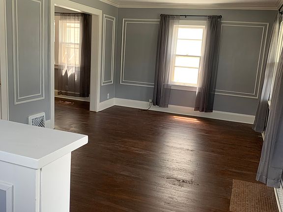 5th image of 214 N Saint Peter St