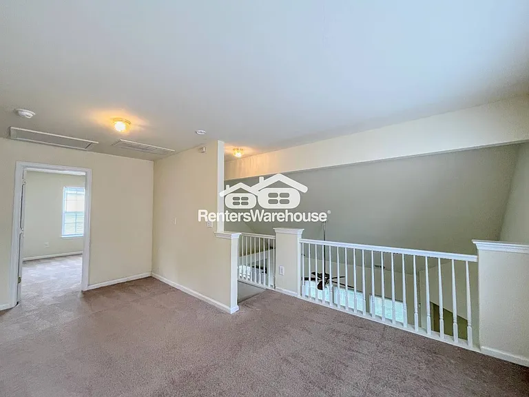 3711 Bay Cres — Photo 22
