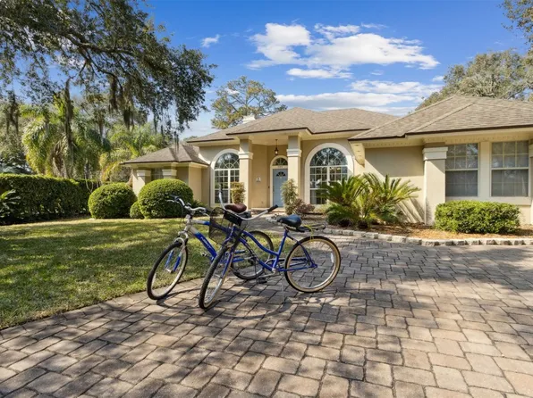 999 Ocean Bluff Dr, Fernandina Beach, FL 32034