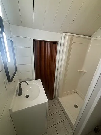 261 Plymouth St #8 — Photo 8