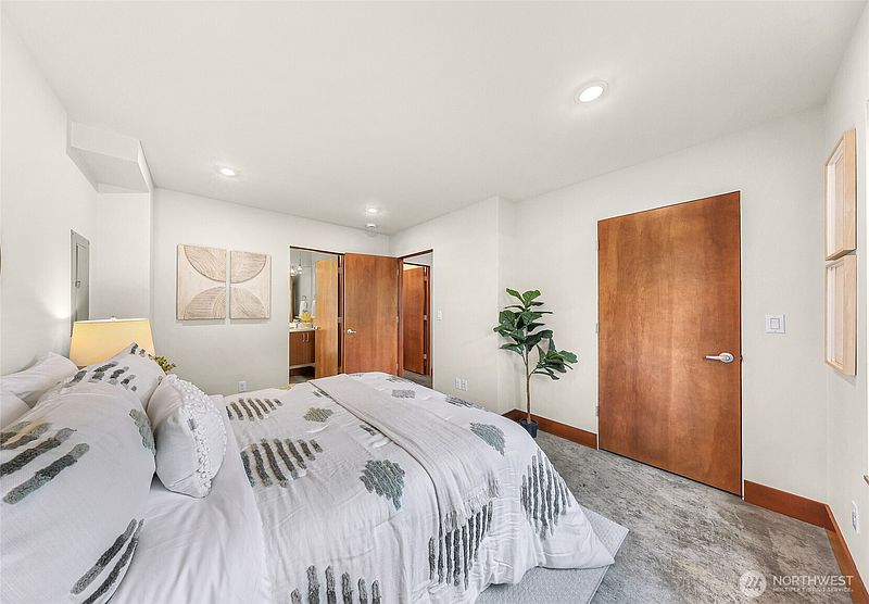 4th image of 2645 NW 63rd Street
