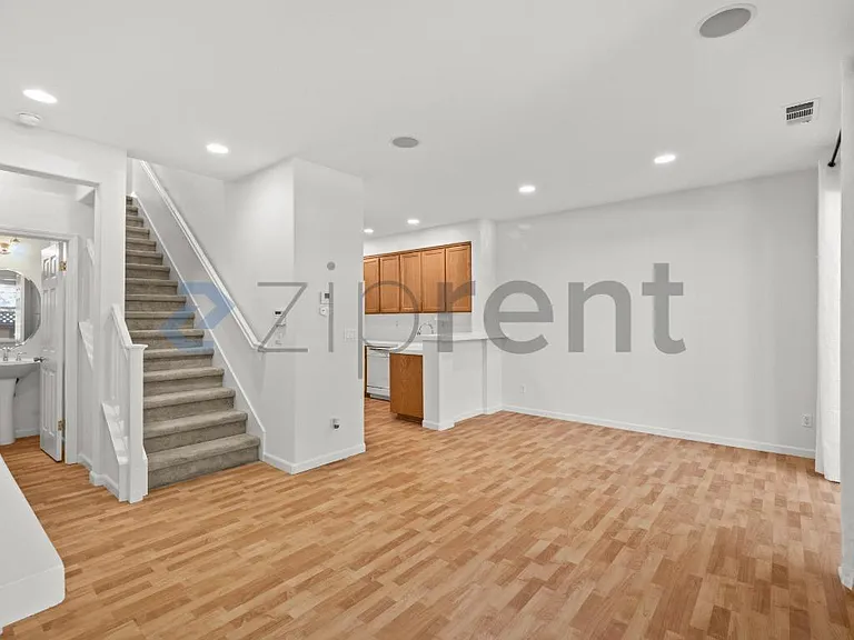 6325 Bray Ct — Photo 6