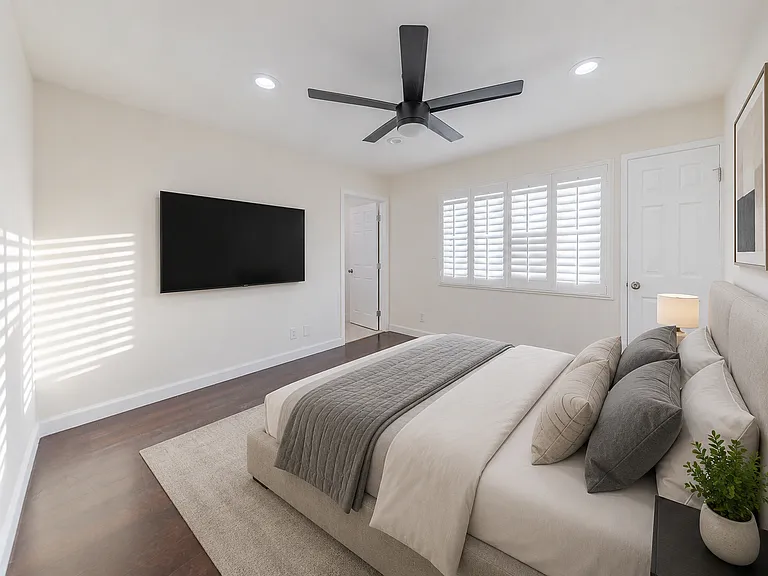 1623 N Vallejo Way — Photo 11