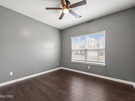 4th image of 8128 Dennis Fox Ln
