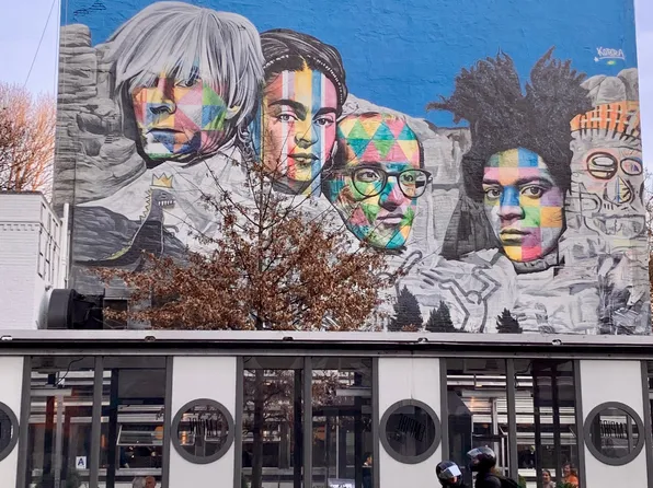 261 West 22nd Street image 14 of 17