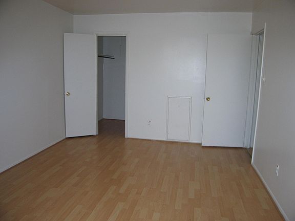 4th image of 3312 Woodburn Village Dr APT 21
