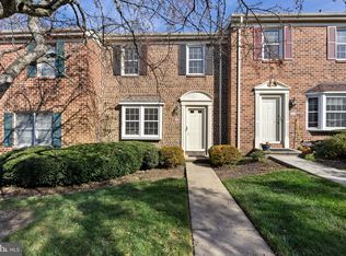 607 Chambers Rdg #607, York, PA 17402