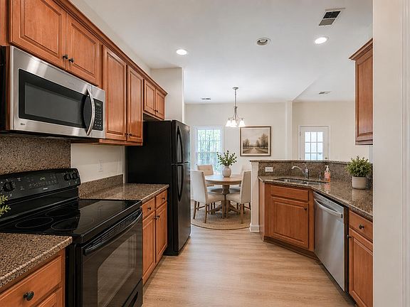 5th image of 8518 Sentry Cir