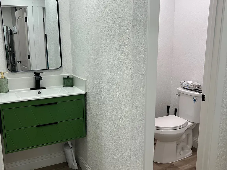 731 Kermit Ct — Photo 11