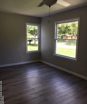 4th image of 514 Winburn Ave