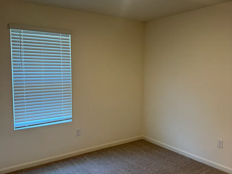 1506 Robin Rd — Photo 15