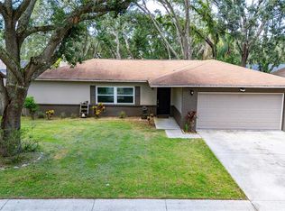2423 Forrest Crest Cir, Lutz, FL 33549