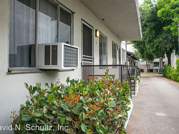4th image of 342 S Euclid Ave APT 1