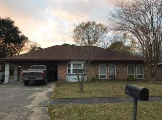 2143 Oak Knoll Dr, Baton Rouge, LA 70815