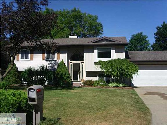 2nd image of 2521 Lanier Dr