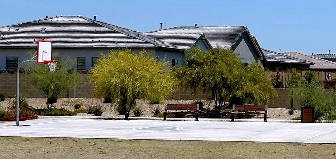 4 bed, 1800 sqft, $1,899 — Photo 4