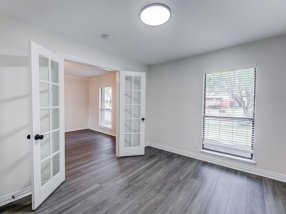 4th image of 700 Hardwood Trl