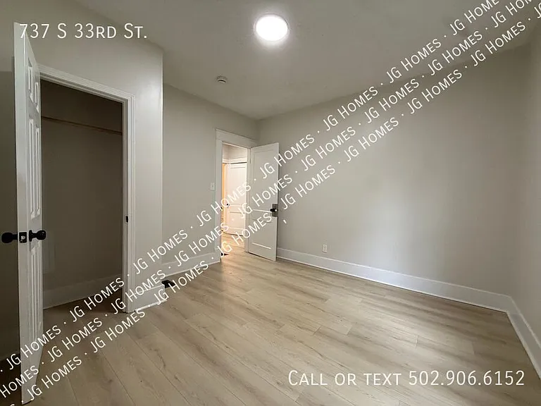 737 S 33rd St — Photo 17
