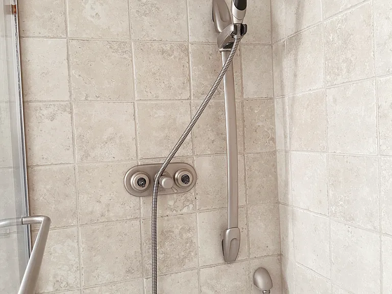 655 Riverside Dr #205B — Photo 38