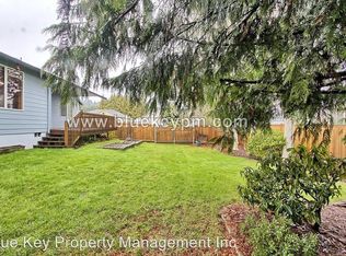390 Maple St, Woodland, WA