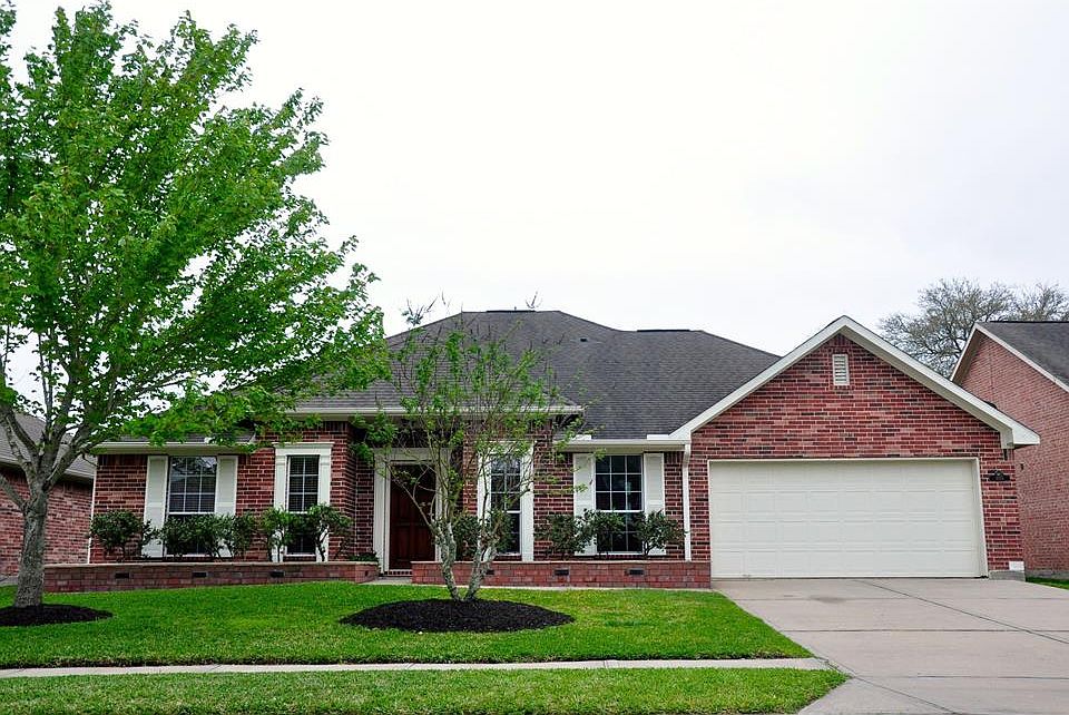 1st image of 1015 Hyland Ln