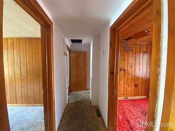 4th image of 324 W Onota St