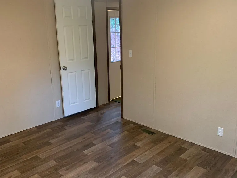 544 Kimberlin Heights Rd — Photo 4