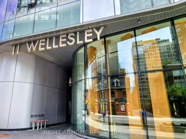 11 Wellesley St W, Toronto, ON
