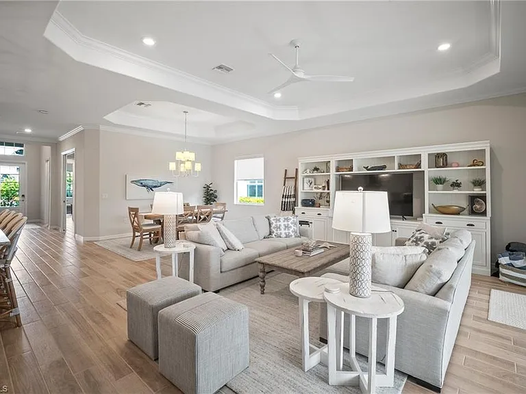 15871 Leaning Pine Ln — Photo 17