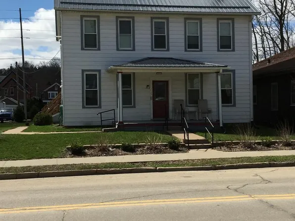 3125 Jackson St, Dubuque, IA