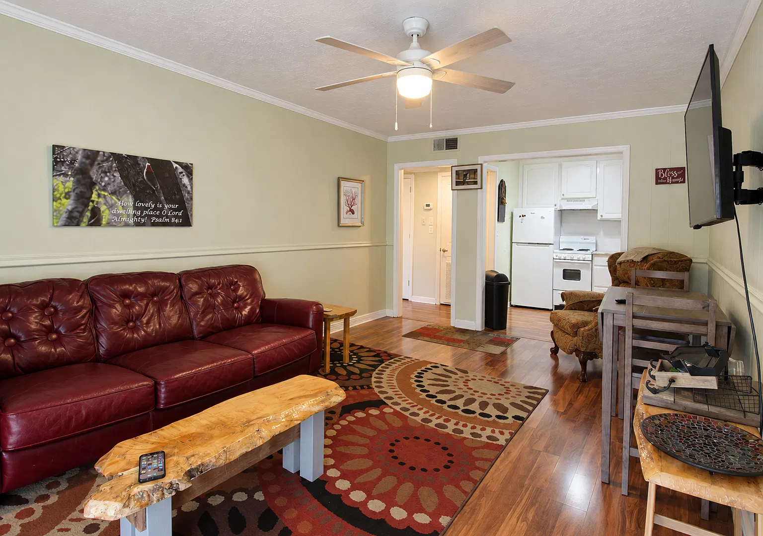 1045 E 10th Unit 206 — Photo 3