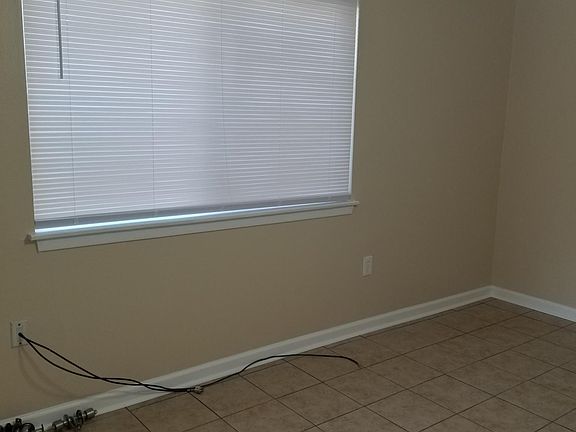 2nd image of 1710 Elizardi Blvd