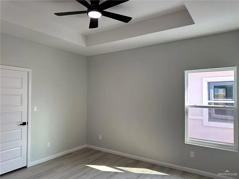 816 N Clarence Ave #3 — Photo 8