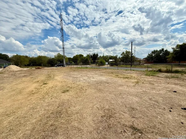 2215 Menefee Blvd LOT N, San Antonio, TX 78237