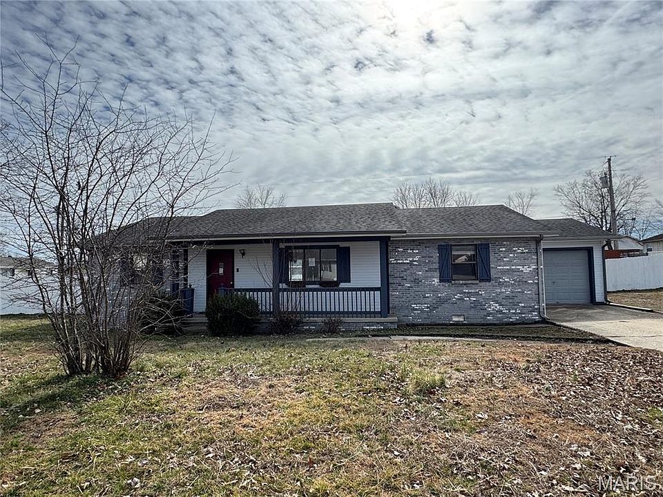1st image of 46 Red Cedar Blvd