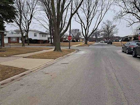 5th image of 360 Chappel Ave