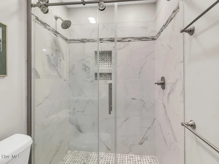 800 Saint Andrews Dr #205 — Photo 16
