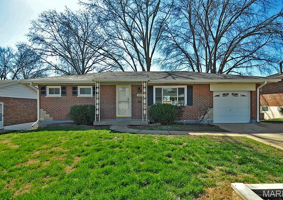 1st image of 9816 Lakeford Ln