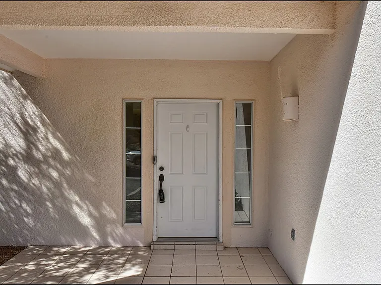 6123 La Posta Dr — Photo 3